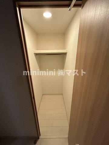 大阪市西区江戸堀２丁目の賃貸マンションの収納