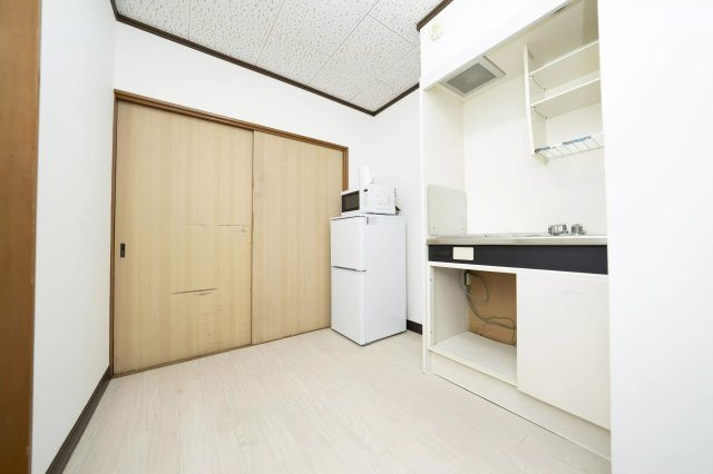 AP313 ハイツみかわや 303のキッチン|



