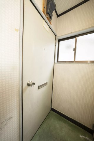 AP265 エクセレントコーポ小岩 302の玄関|



