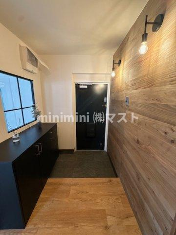 大阪市西区北堀江３丁目の賃貸マンションの玄関