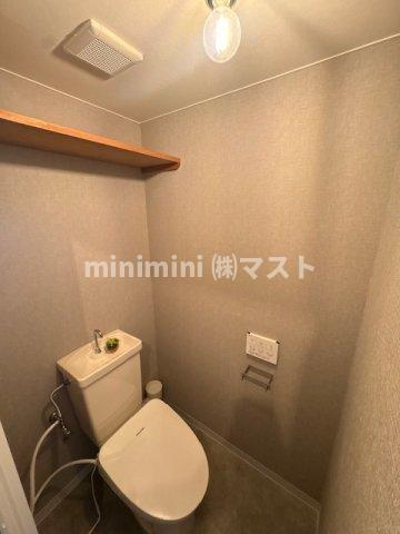 大阪市西区北堀江３丁目の賃貸マンションのトイレ