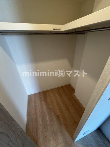 大阪市西区本田２丁目の賃貸マンションの収納
