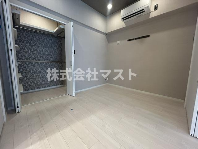 大阪市西区立売堀４丁目の賃貸マンションの洋室