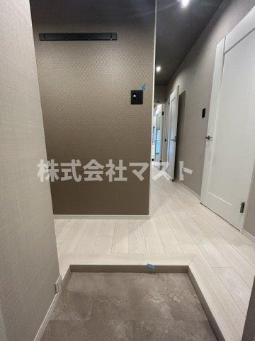 大阪市西区立売堀４丁目の賃貸マンションの玄関