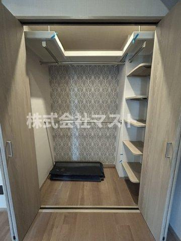 大阪市西区立売堀４丁目の賃貸マンションの収納