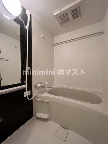 大阪市西区西本町２丁目の賃貸マンションの浴室