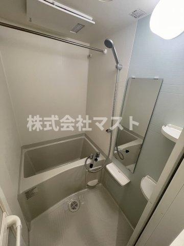 大阪市西区南堀江３丁目の賃貸マンションの浴室