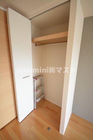 大阪市西区立売堀５丁目の賃貸マンションの収納