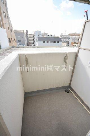 大阪市西区立売堀５丁目の賃貸マンションのバルコニー