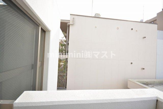 大阪市西区立売堀５丁目の賃貸マンションのバルコニー