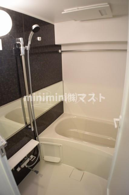 大阪市西区江戸堀３丁目の賃貸マンションの浴室