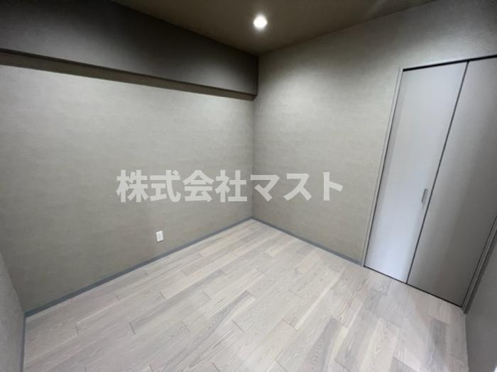 大阪市西区江之子島１丁目の賃貸マンションの洋室
