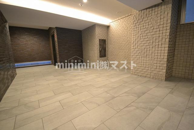 大阪市西区新町１丁目の賃貸マンションの外観