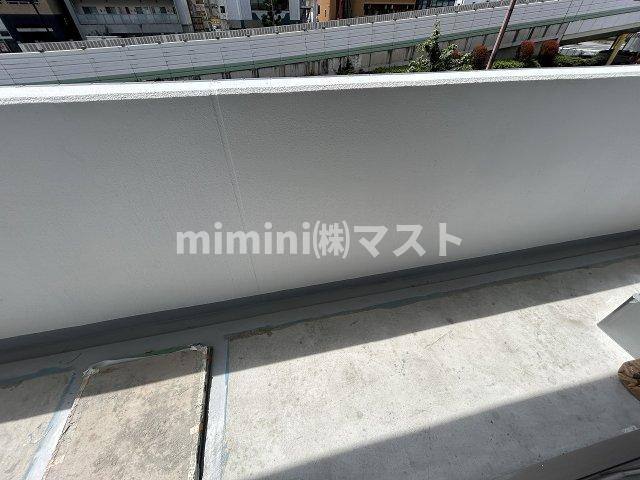 大阪市西区新町３丁目の賃貸マンションのバルコニー