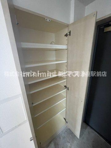 大阪市西区江戸堀３丁目の賃貸マンションの収納