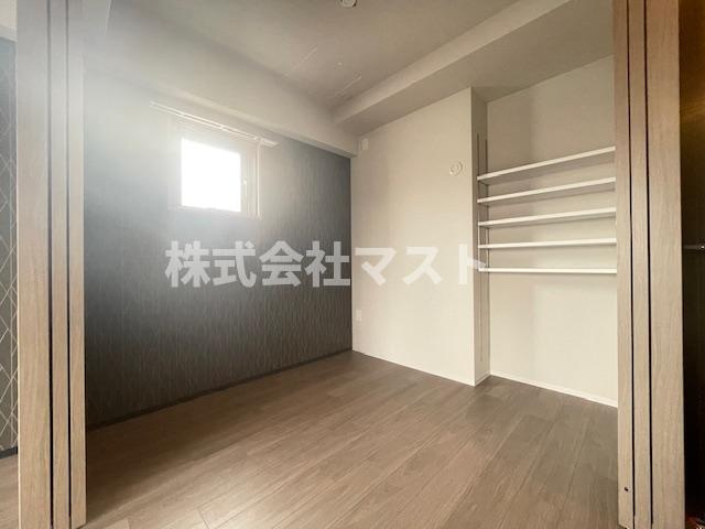 大阪市西区新町４丁目の賃貸マンションの洋室