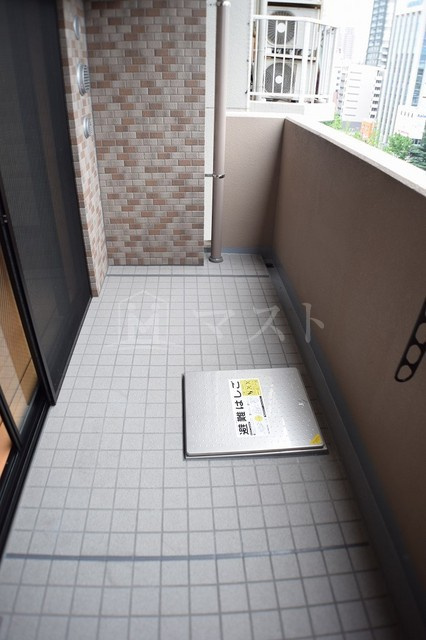 大阪市西区南堀江２丁目の賃貸マンションのバルコニー