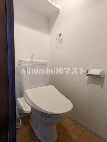 大阪市西区本田２丁目の賃貸マンションのトイレ