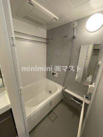大阪市西区阿波座１丁目の賃貸マンションの浴室