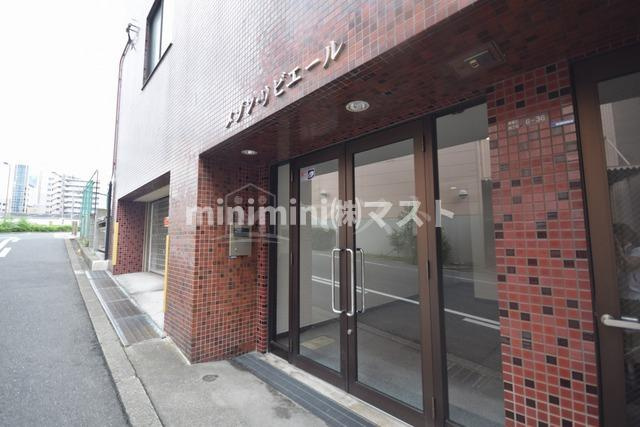 大阪市西区南堀江４丁目の賃貸マンションのエントランス