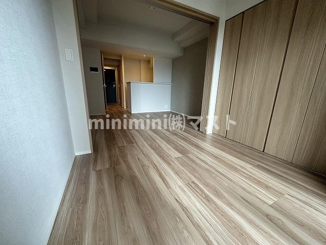 大阪市西区南堀江２丁目の賃貸マンションの居間・リビング