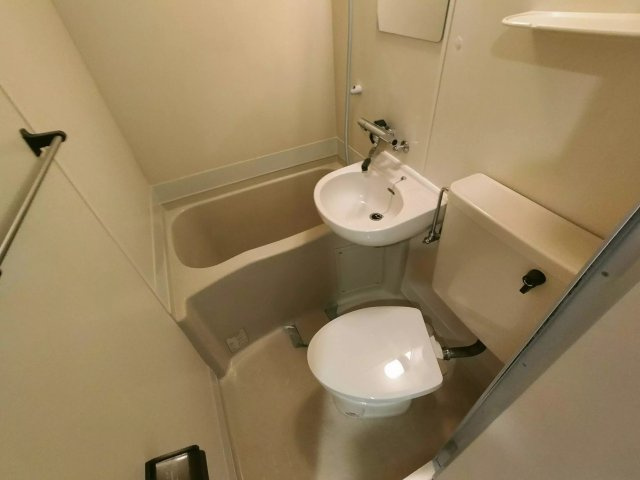AP772 ゲイン市川 103のトイレ|



