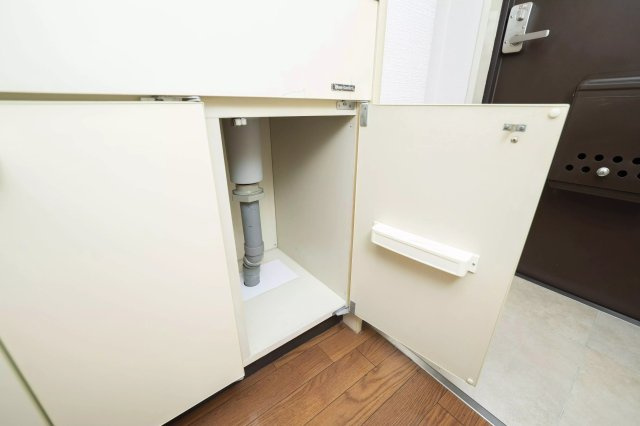 AP708 トップ行徳 106の収納|



