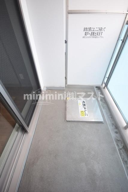 大阪市西区新町１丁目の賃貸マンションのバルコニー