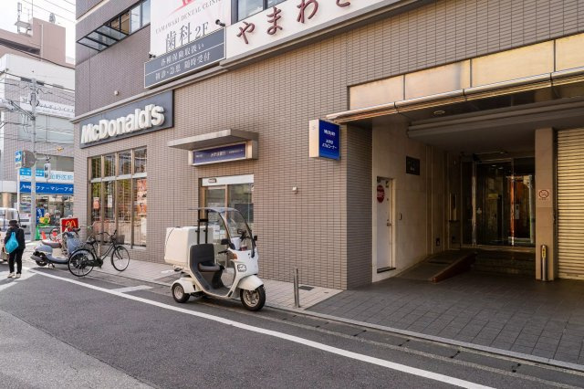 AP263 ローズガーデンタカエイ112番館 218の外観|



