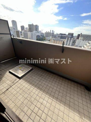 大阪市西区新町３丁目の賃貸マンションのバルコニー