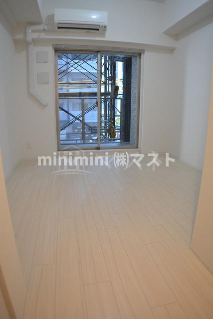 大阪市西区江戸堀３丁目の賃貸マンションの居間・リビング