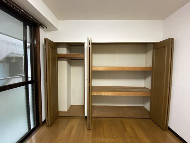 扶相ビルの収納