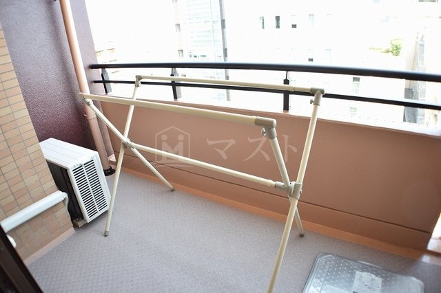 大阪市西区九条南２丁目の賃貸マンションのバルコニー