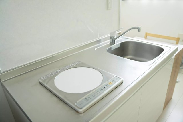 AP262 Apartmenthouse足立舎人 205のキッチン|



