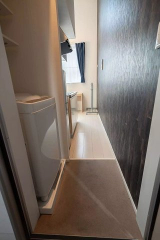 AP225 Apartmenthouse足立舎人 203の玄関|



