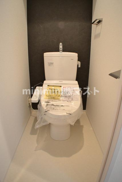 大阪市西区江戸堀３丁目の賃貸マンションのトイレ