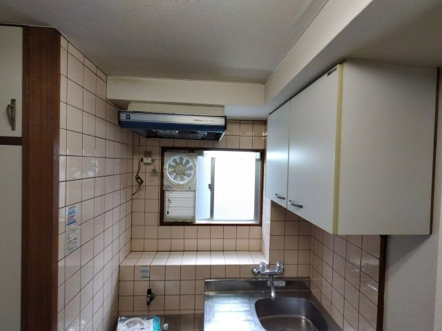 AP742 学園西町ハイツ 202のキッチン|




