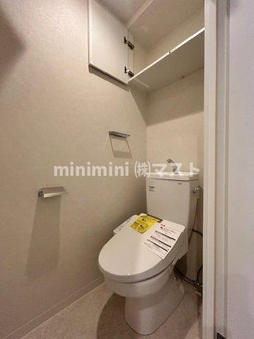 大阪市港区磯路３丁目の賃貸マンションのトイレ