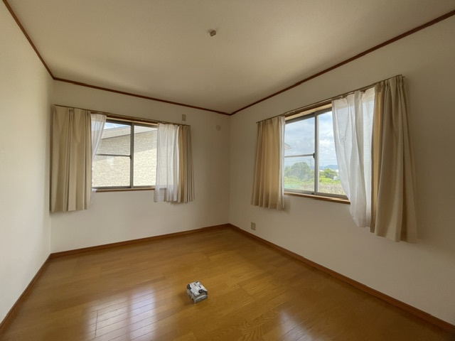 稲岡町4LDK中古戸建の洋室