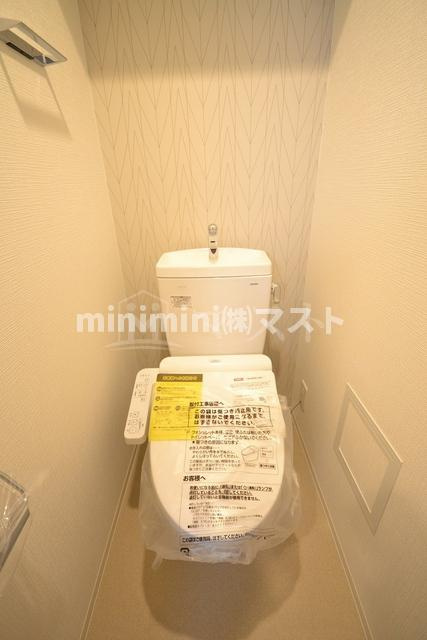 大阪市港区市岡元町２丁目の賃貸マンションのトイレ