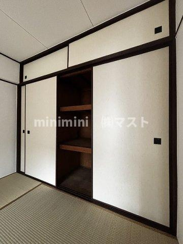 大阪市港区磯路３丁目の賃貸マンションの収納