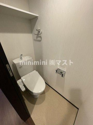 大阪市港区弁天３丁目の賃貸マンションのトイレ