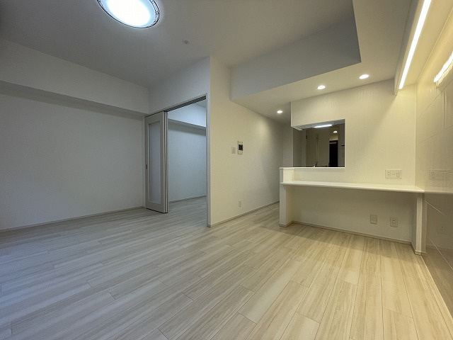 大阪市港区弁天３丁目の賃貸マンションの居間・リビング