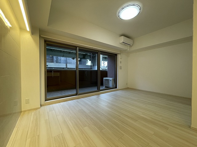 大阪市港区弁天３丁目の賃貸マンションの居間・リビング
