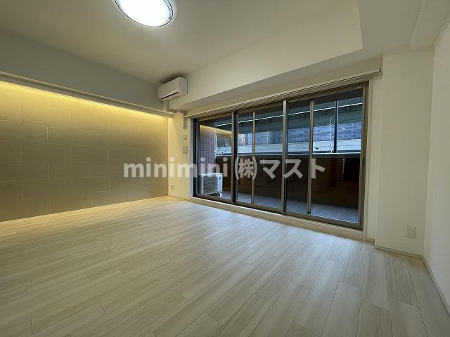 大阪市港区弁天３丁目の賃貸マンションの居間・リビング