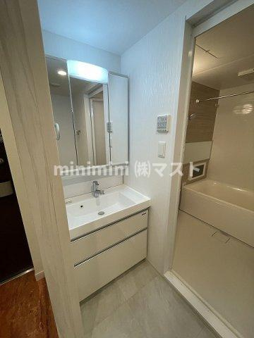 大阪市港区弁天３丁目の賃貸マンションの洗面所