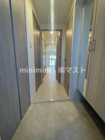 大阪市港区港晴２丁目の賃貸マンションの玄関