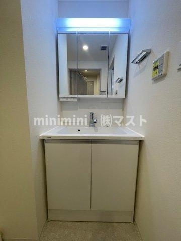 大阪市港区港晴２丁目の賃貸マンションの洗面所