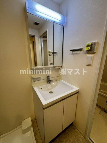 大阪市港区港晴２丁目の賃貸マンションの洗面所