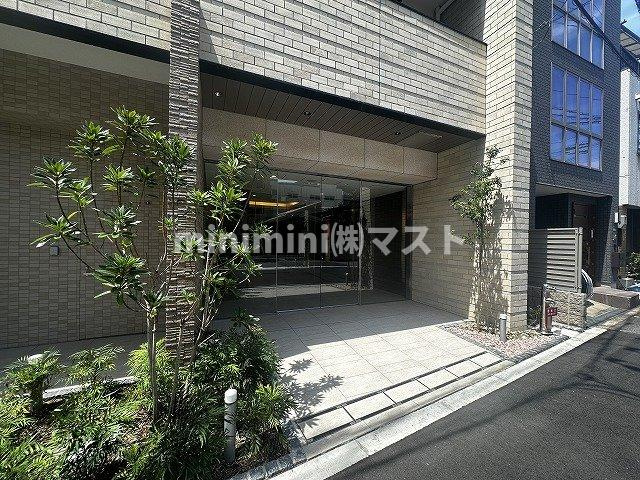 大阪市港区波除５丁目の賃貸マンションのエントランス